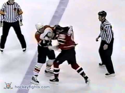 J. Langenbrunner (NJD) vs. J. Roenick (PHI)