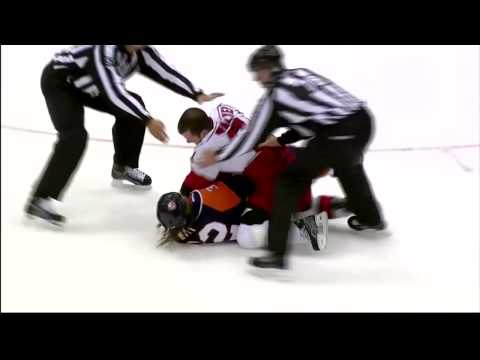 S. Walker (CAR) vs. B. Witt (NYI)