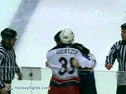 S. Goertzen (CBJ) vs. T. Bouck (VAN)