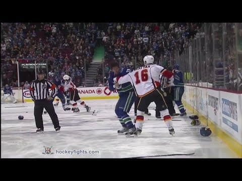 L. Smid (CAL) vs. K. Bieksa (VAN)