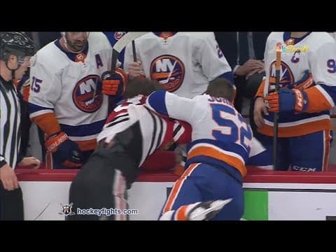 R. Johnston (NYI) vs. R. Hartman (CHI)