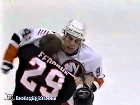 T. Fedoruk (PHI) vs. E. Godard (NYI)