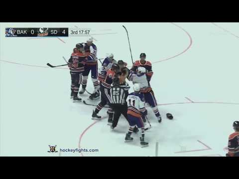 J. Puljujarvi (BAK) vs. C. Tropp (SDG)