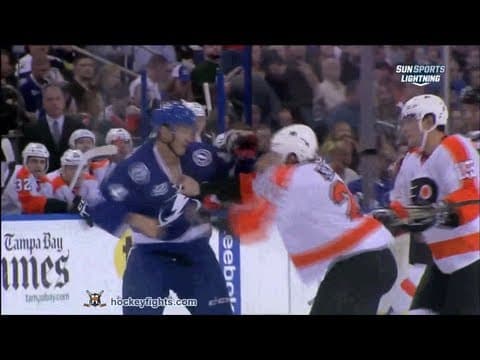 L. Schenn (PHI) vs. V. Lecavalier (TBL)