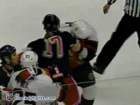 T. Simpson (OTT) vs. C. Simon (NYR)