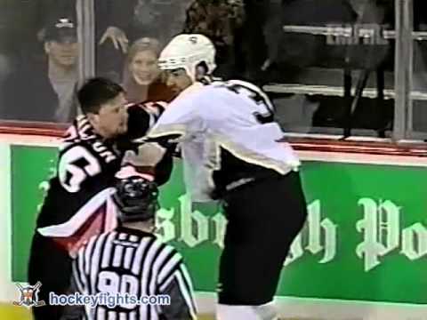 A. Mair (BUF) vs. W. Primeau (PIT)