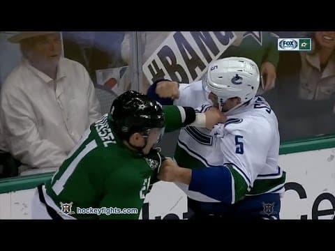 L. Sbisa (VAN) vs. A. Roussel (DAL)