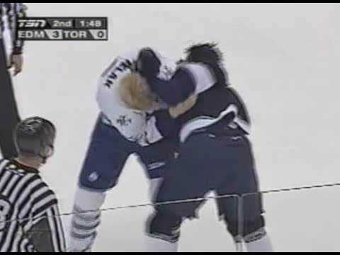 G. Laraque (EDM) vs. W. Belak (TOR)