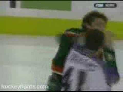 R. Ivanans (LAK) vs. D. Boogaard (MIN)