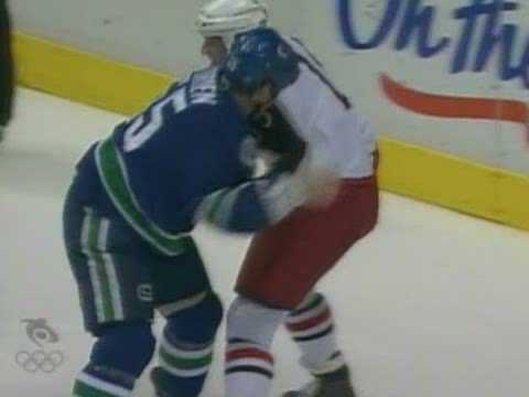 D. Dorsett (CBJ) vs. S. O'Brien (VAN)