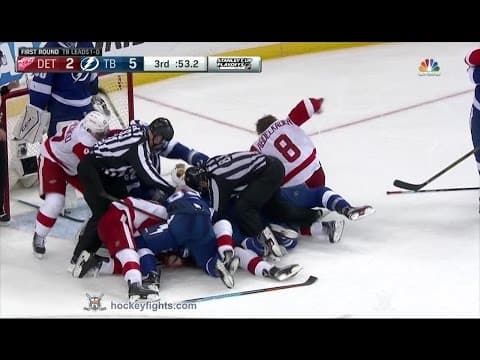 J. Abdelkader (DET) vs. M. Blunden (TBL)