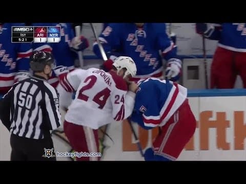 K. Chipchura (ARI) vs. J. Moore (NYR)