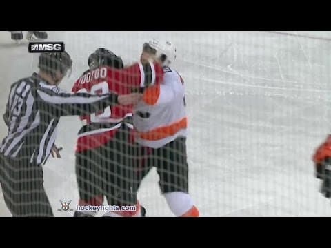 Z. Rinaldo (PHI) vs. J. Tootoo (NJD)