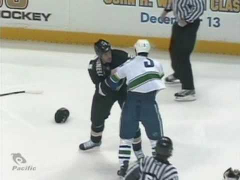 K. Bieksa (VAN) vs. S. O'Donnell (ANA)