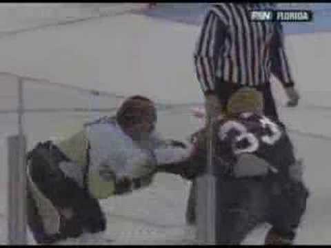 G. Laraque (PIT) vs. W. Belak (FLA)