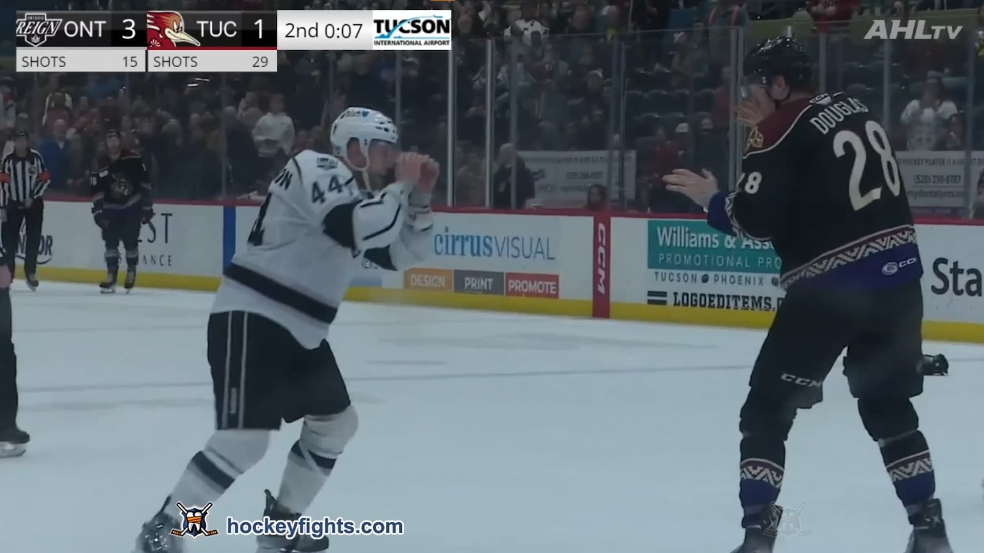 K. Connauton (ONT) vs. C. Douglas (TUC)