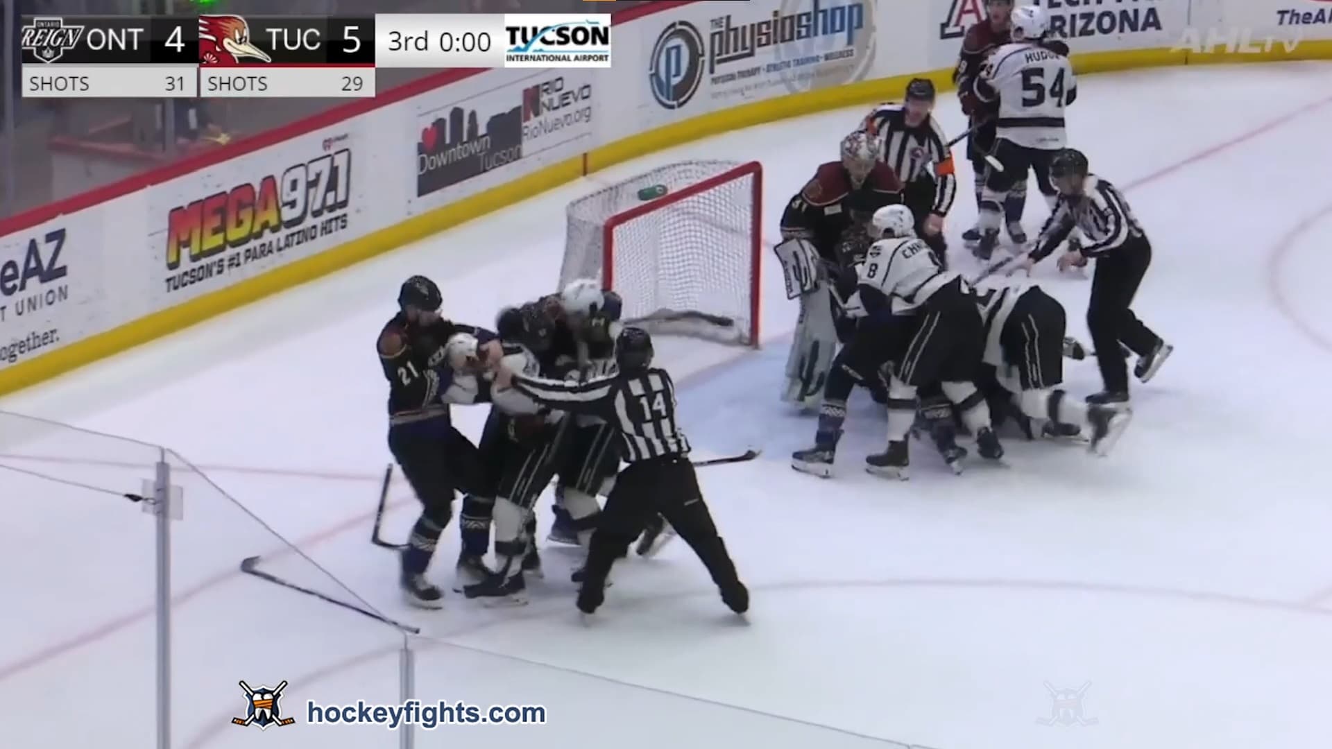 T. Tynan (ONT) vs. M. Kelemen (TUC)