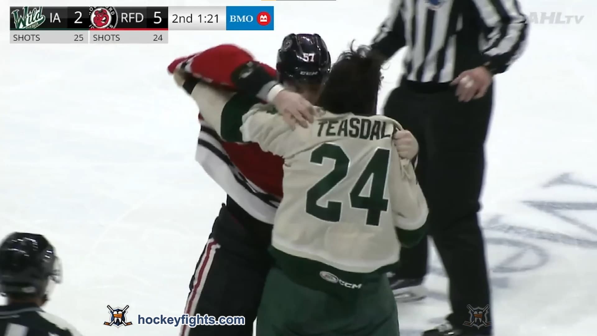 J. Teasdale (IOW) vs. A. Perrott (RCK)