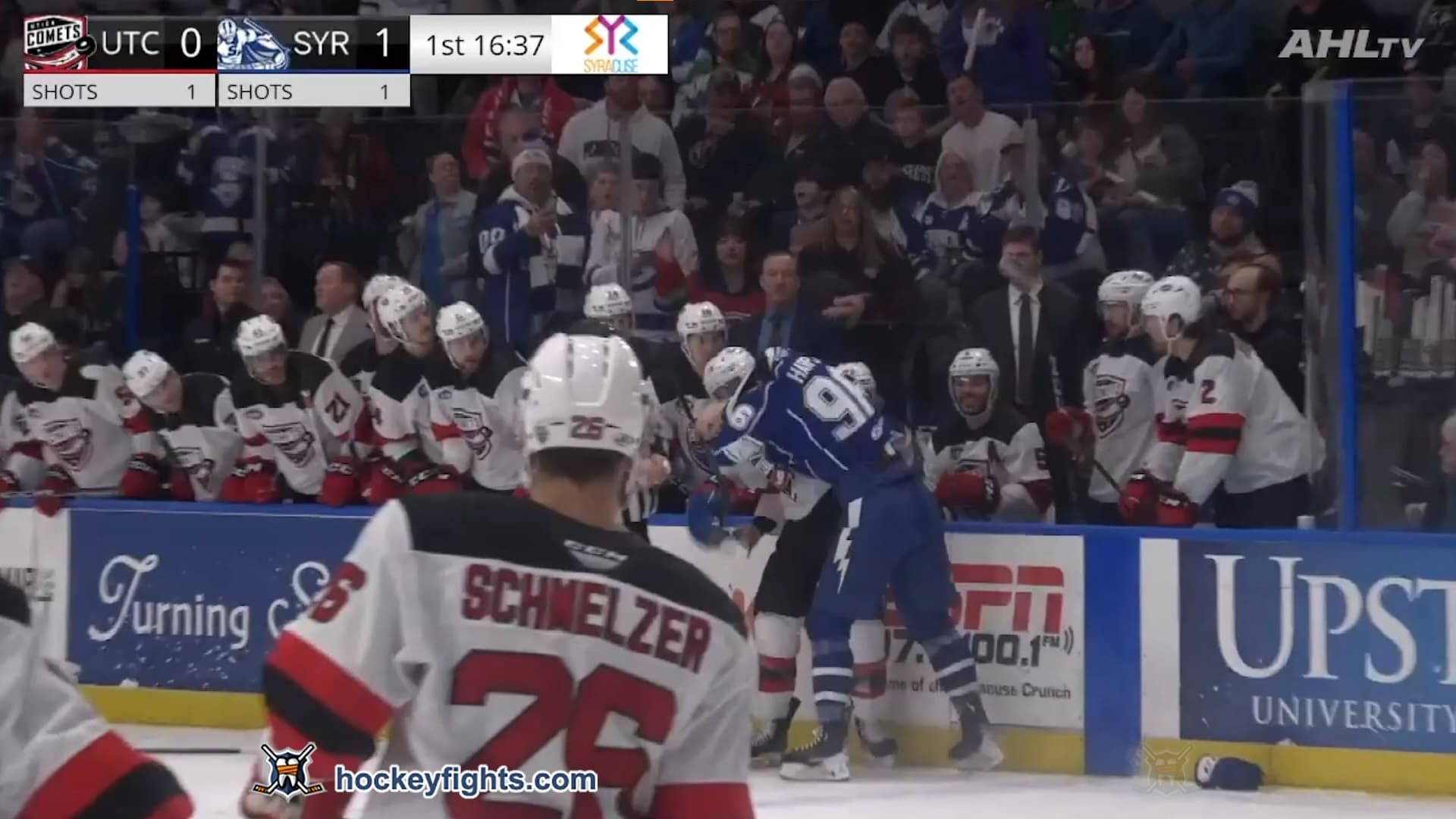 S. Laberge (UTI) vs. C. Harpur (SYR)