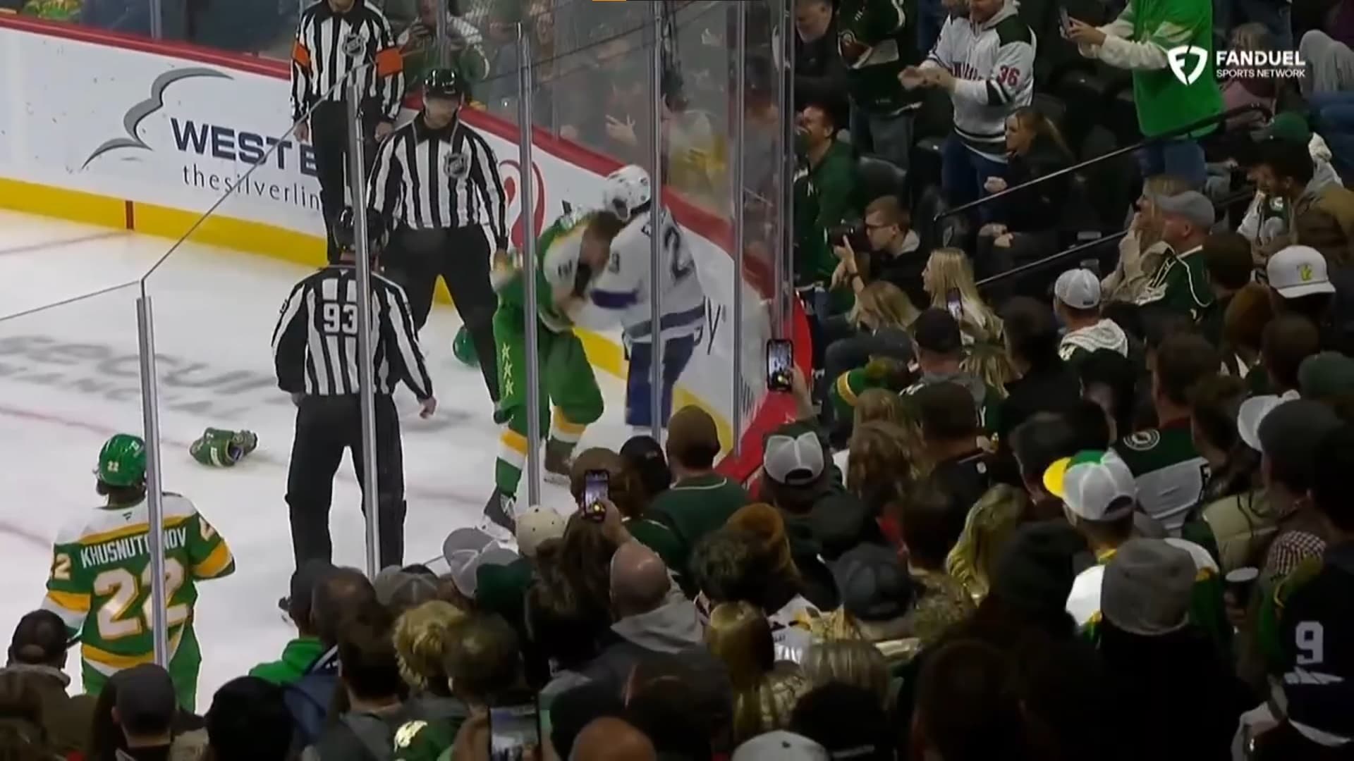 M. Eyssimont (TBL) vs. J. Lauko (MIN)