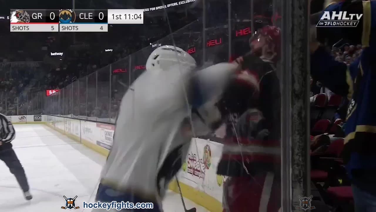 A. Watson (GRG) vs. M. McCue (CLE)