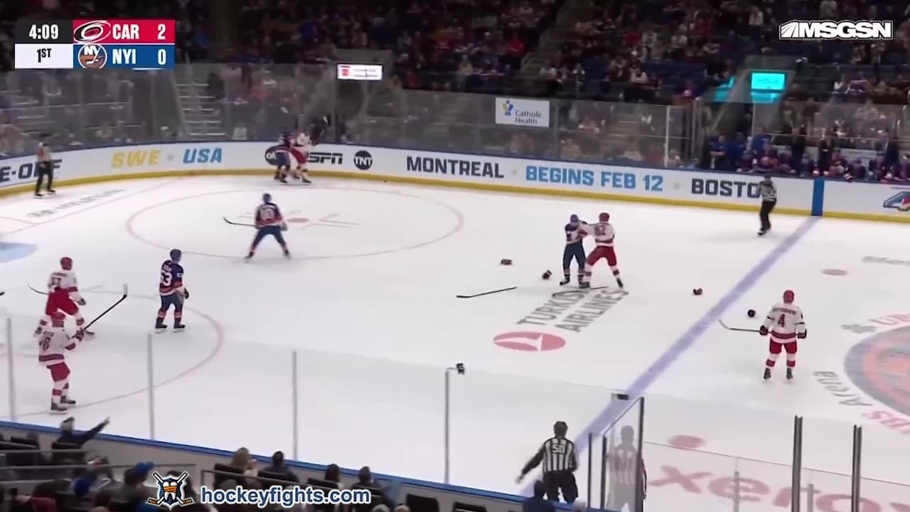 J. Kotkaniemi (CAR) vs. J. Pageau (NYI)