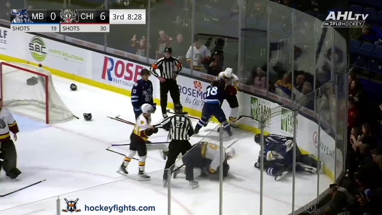 M. Liwiski (MTB) vs. Y. Turcotte (CHI)