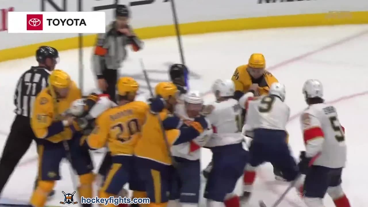 S. Bennett (FLA) vs. C. Smith (NSH)