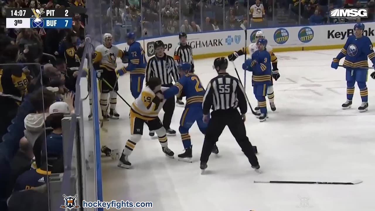 C. Dewar (PIT) vs. J. Bernard-Docker (BUF)