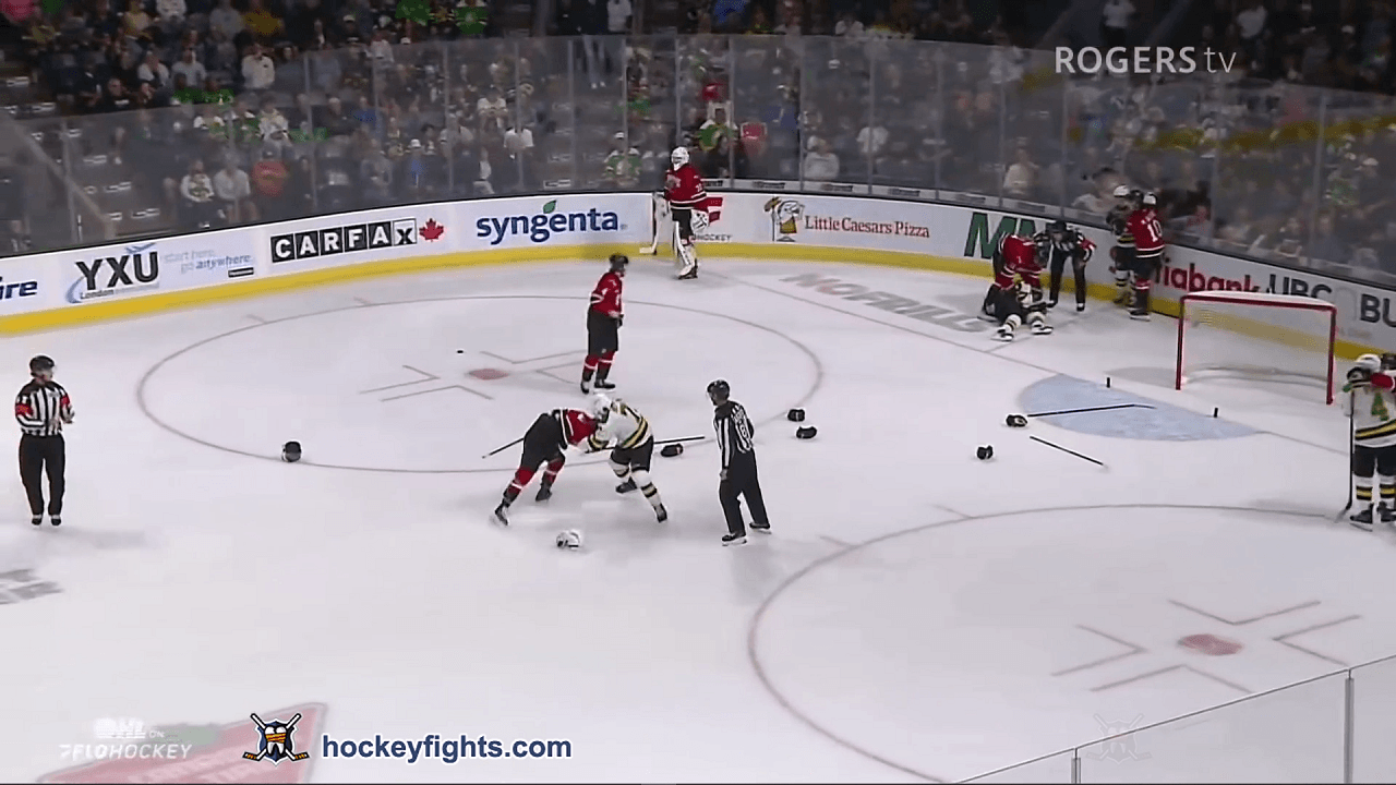 E. Mikus (OSA) vs. C. Mitchell (LDN)