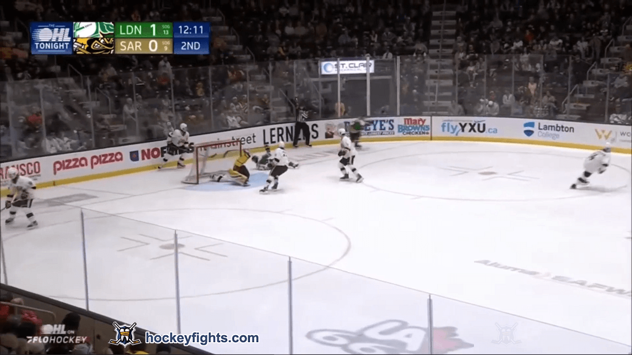 M. Crete (LDN) vs. L. Fischer (SAR)