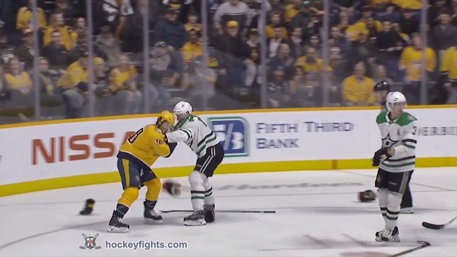 E. Lindell (DAL) vs. R. Hartman (NSH)