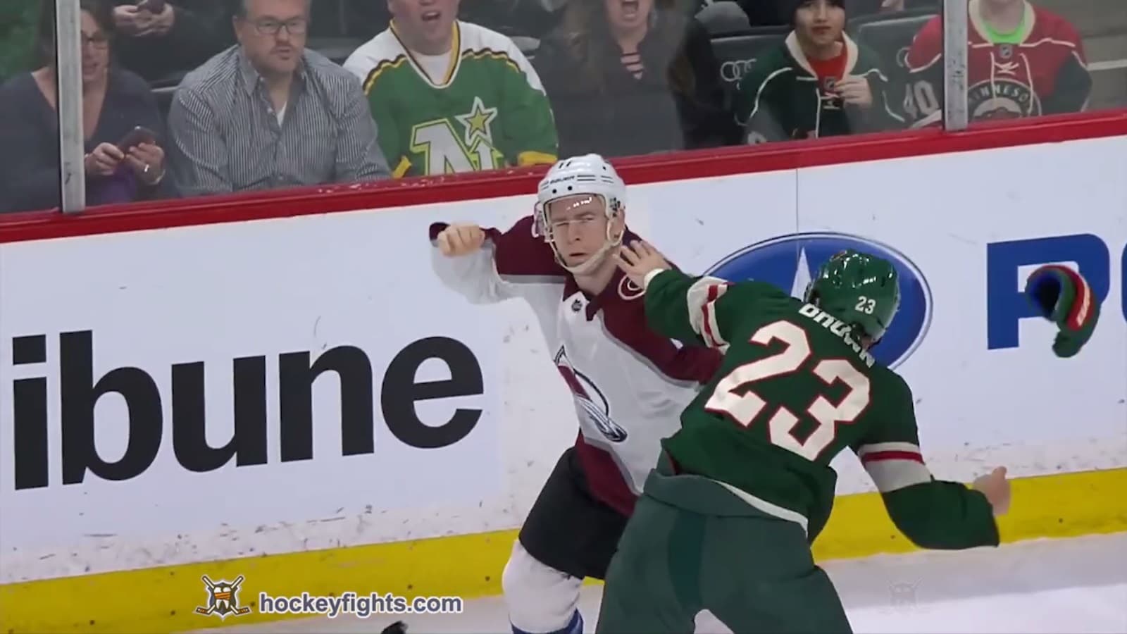 M. Calvert (COL) vs. J. Brown (MIN)