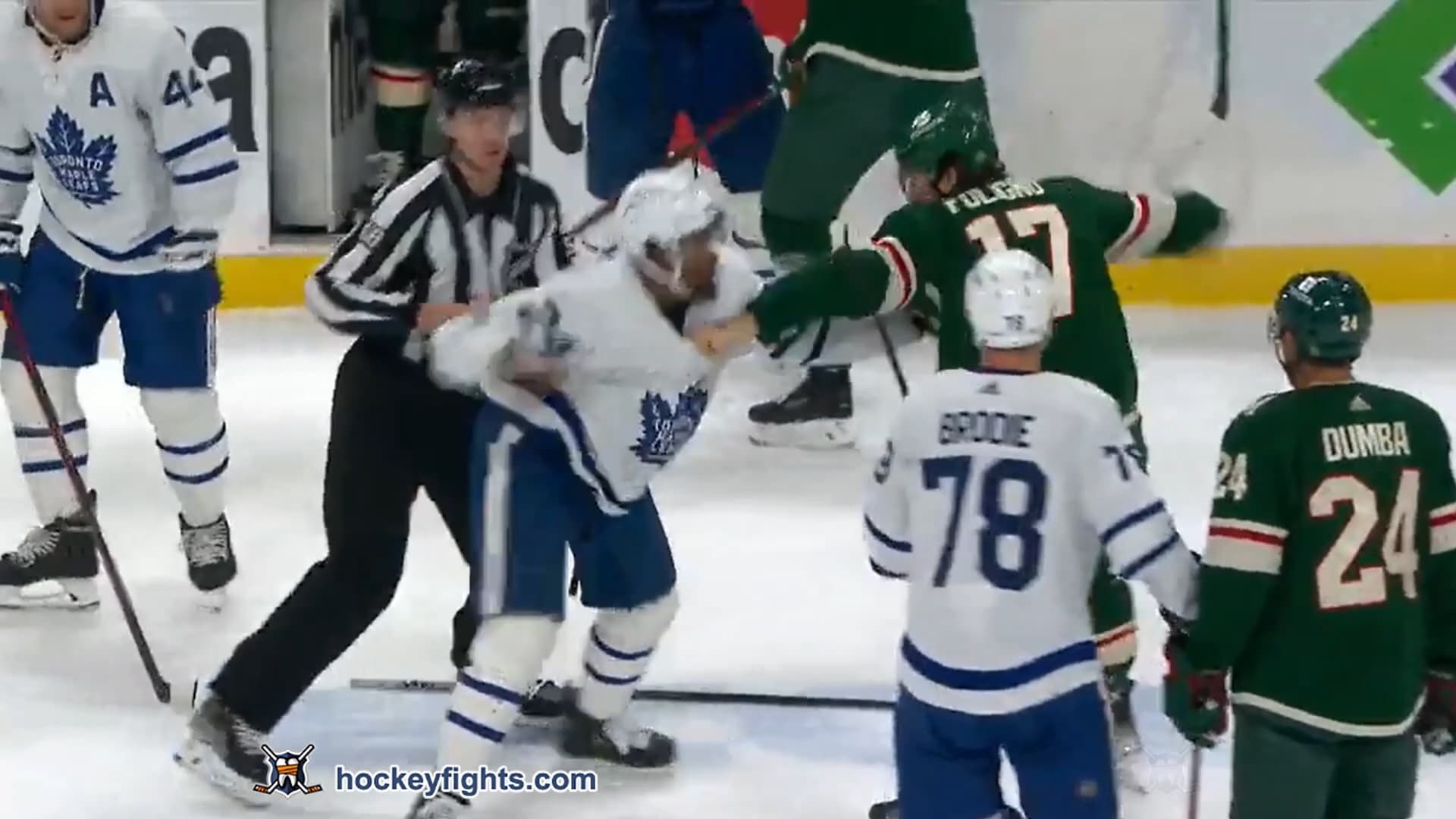 W. Simmonds (TOR) vs. M. Foligno (MIN)