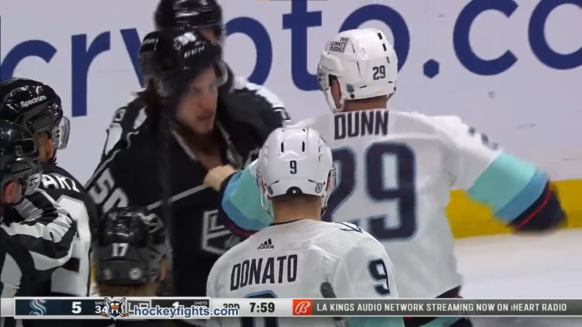 V. Dunn (SEA) vs. S. Durzi (LAK)