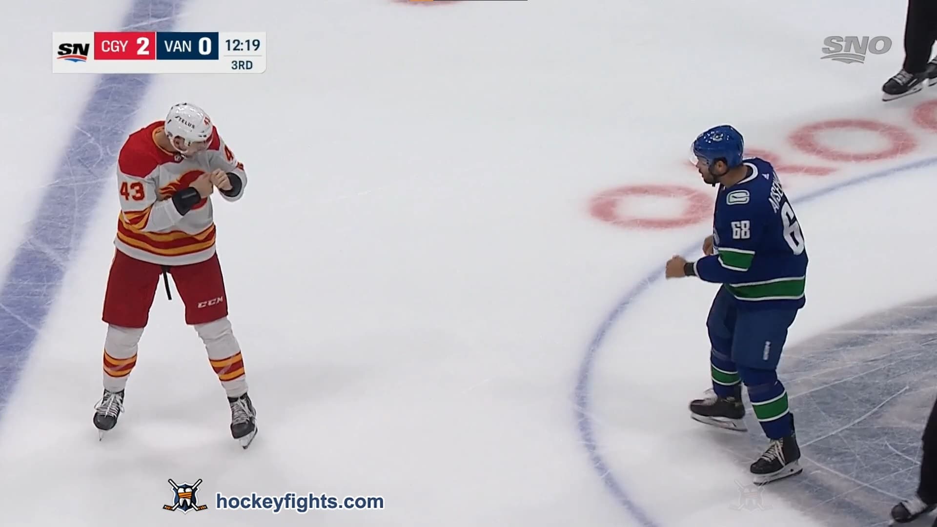 V. Arseneau (VAN) vs. A. Klapka (CGY)