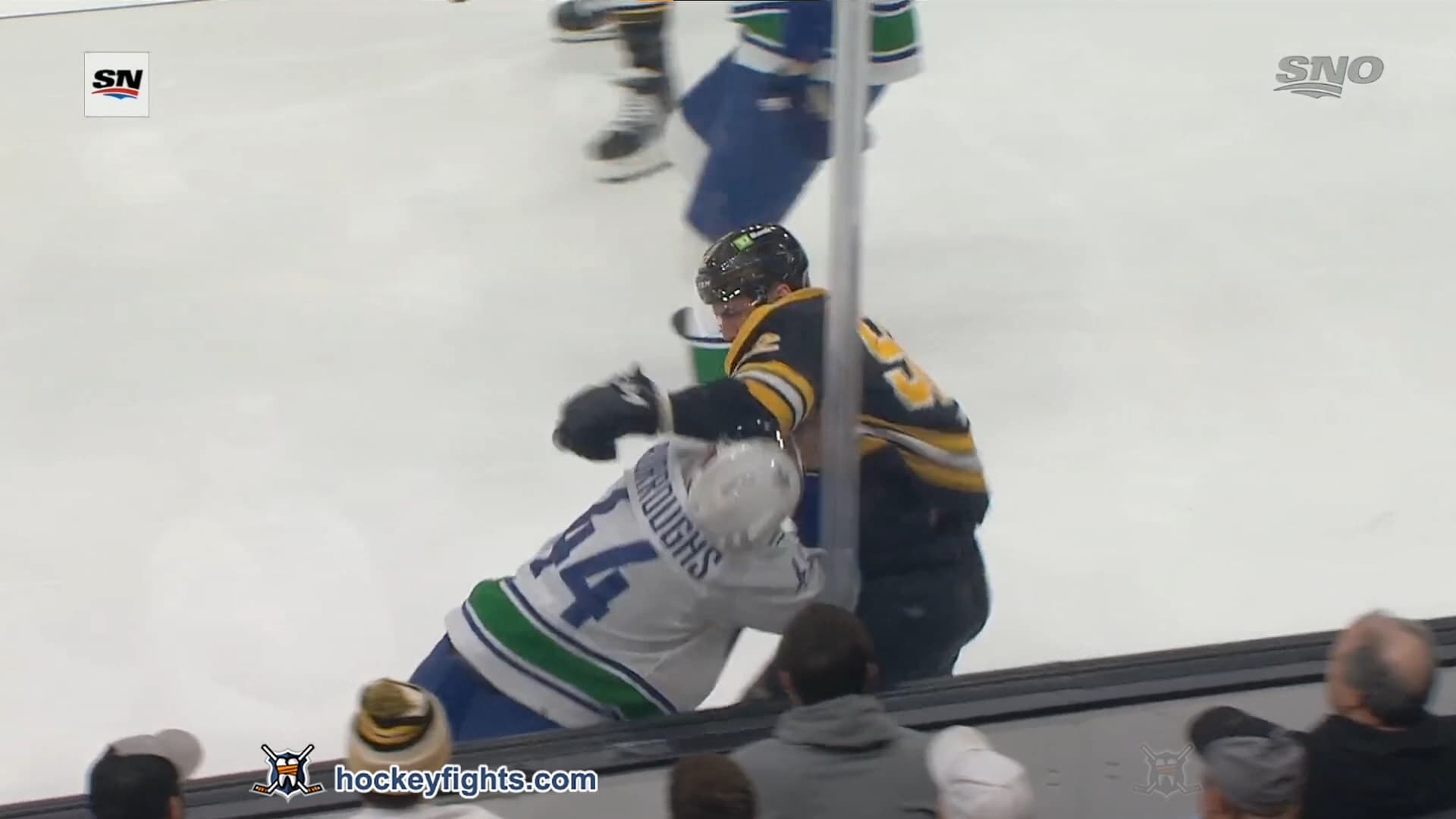 K. Burroughs (VAN) vs. T. Nosek (BOS)