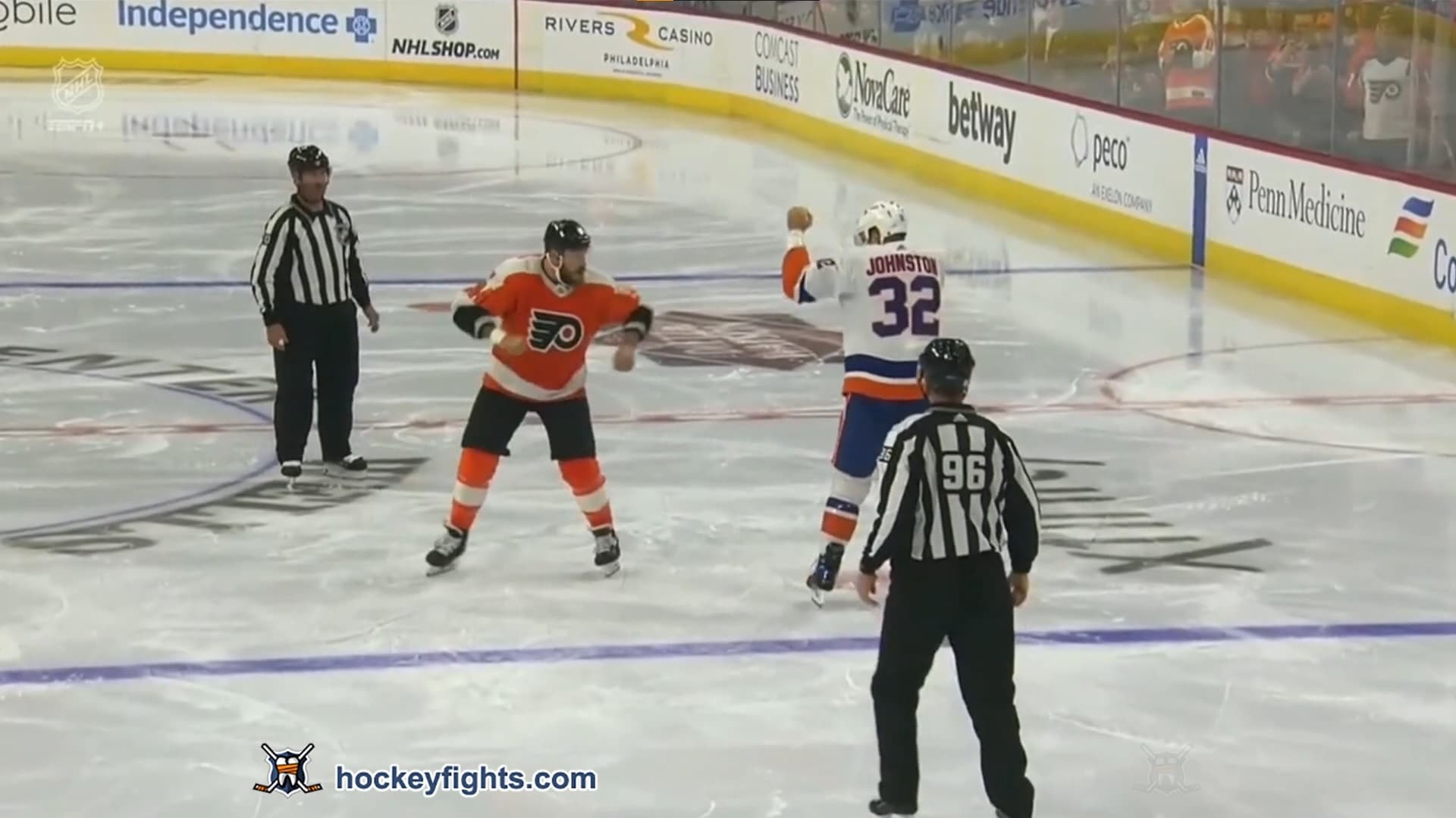 R. Johnston (NYI) vs. N. Deslauriers (PHI)