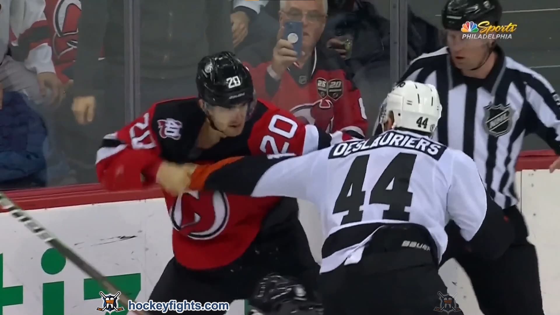 N. Deslauriers (PHI) vs. M. McLeod (NJD)