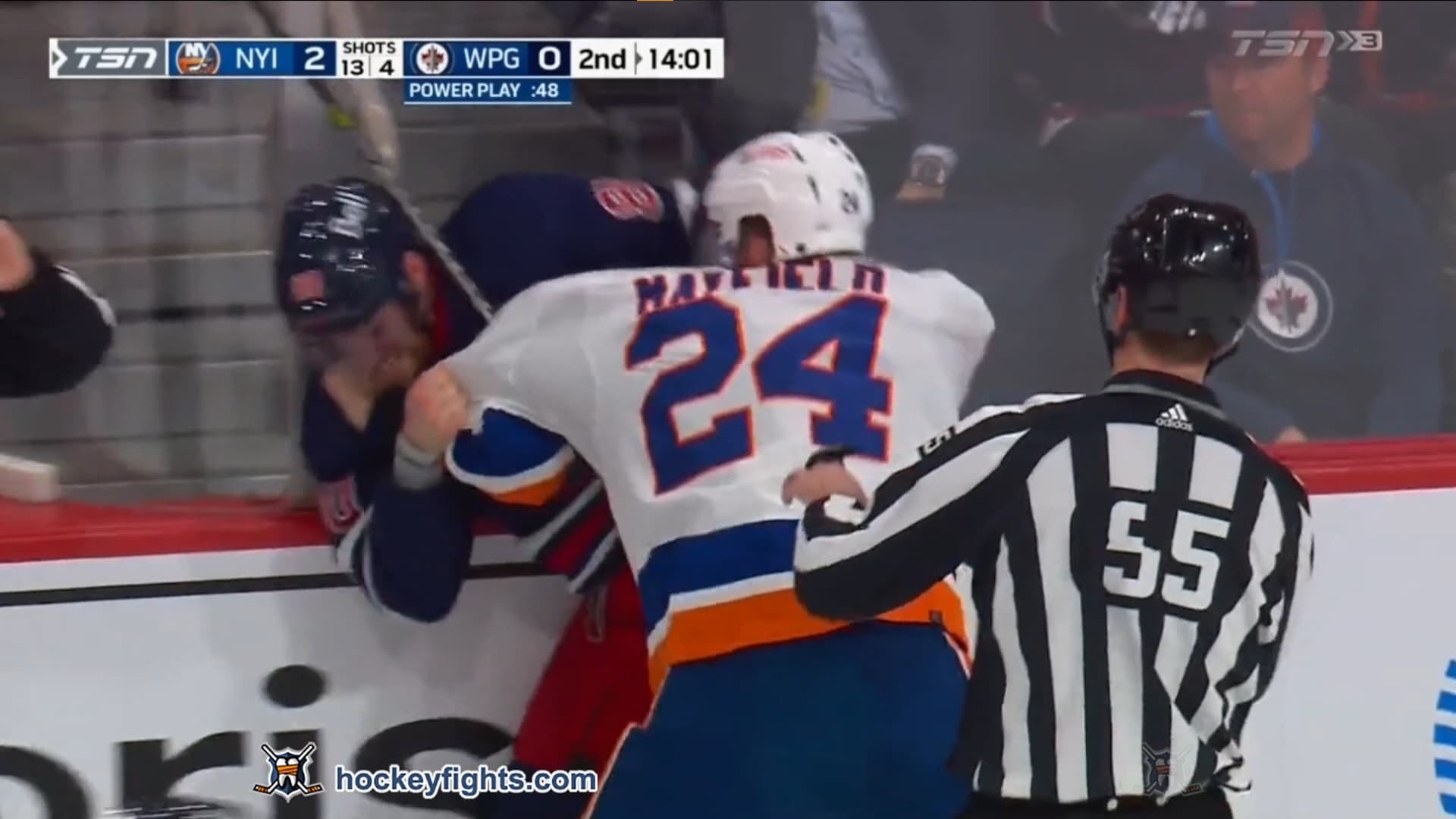 S. Mayfield (NYI) vs. P. Dubois (WPG)