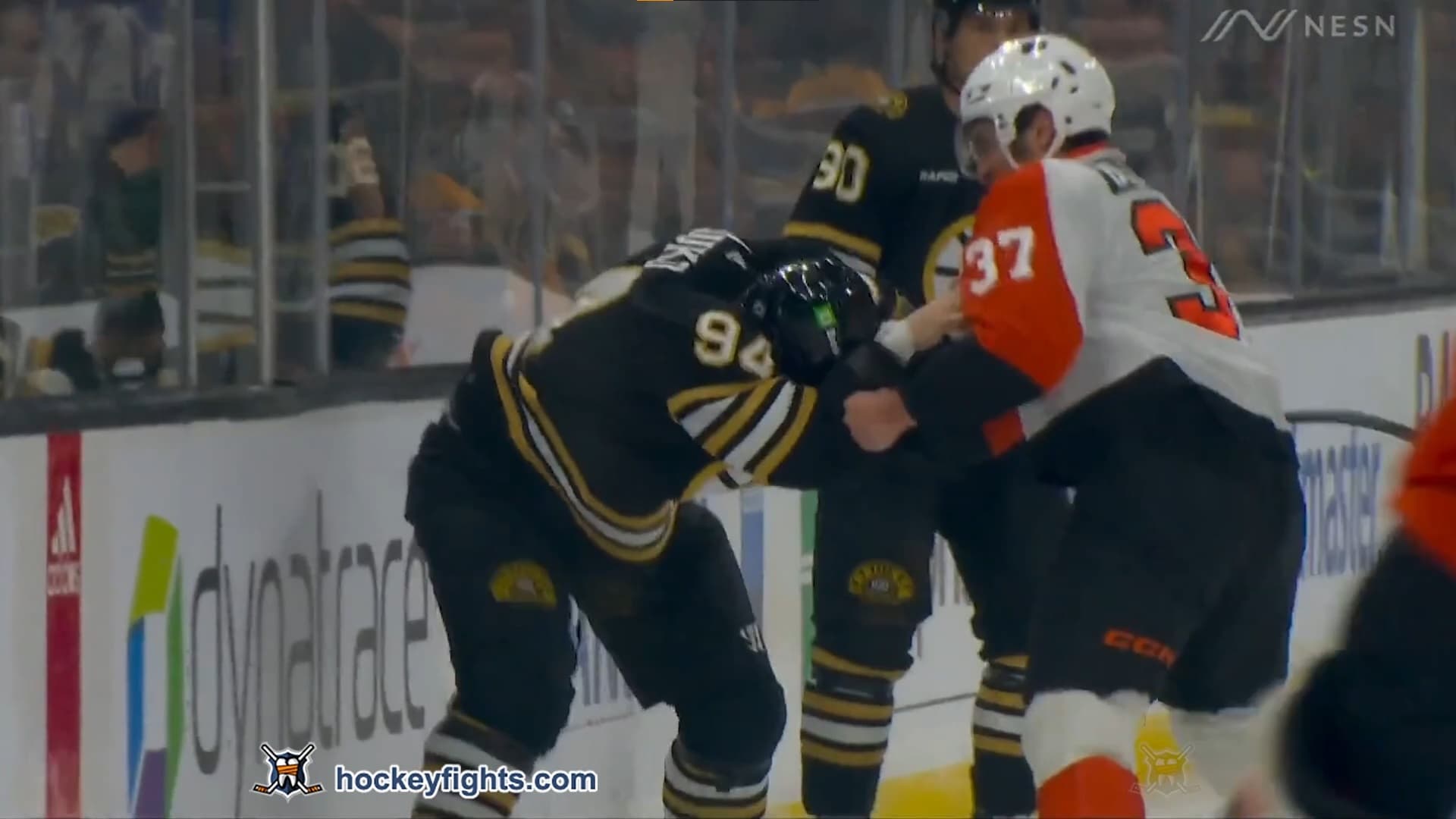 L. Belpedio (PHI) vs. J. Lauko (BOS)