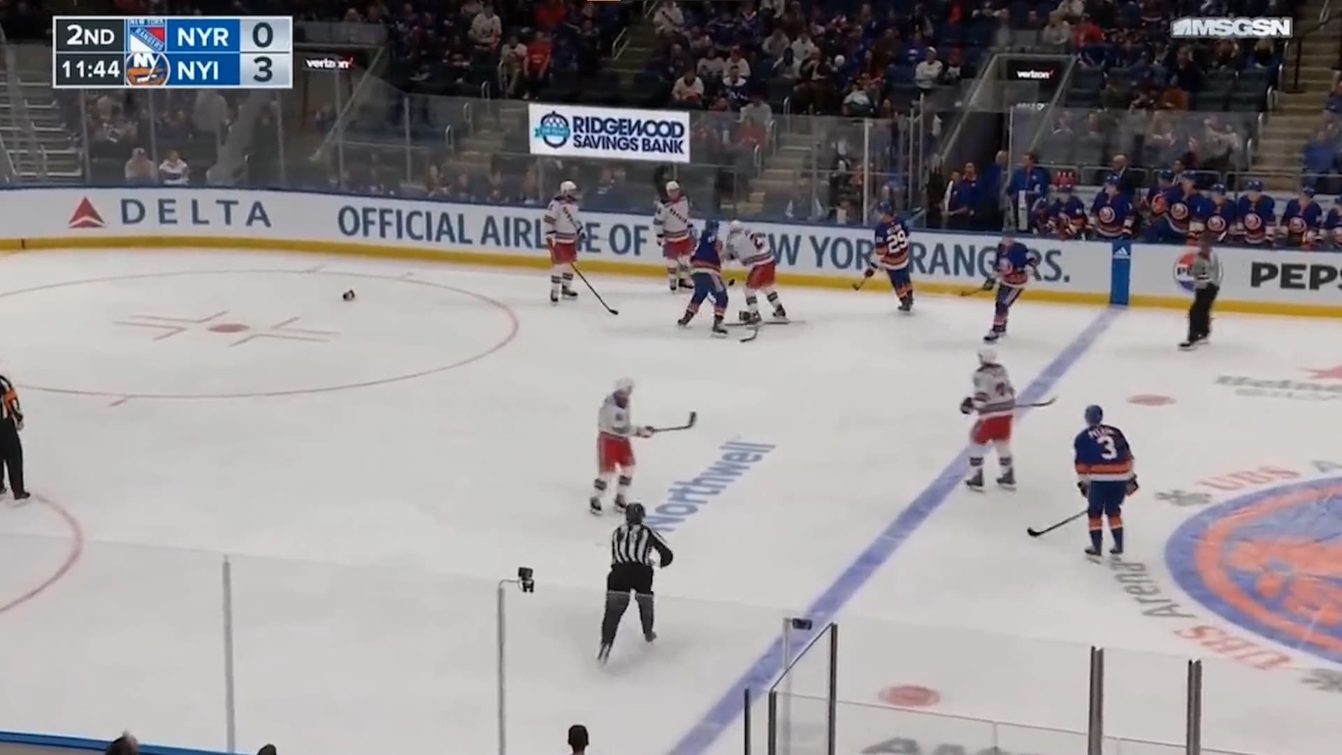 A. Lee (NYI) vs. B. Goodrow (NYR)