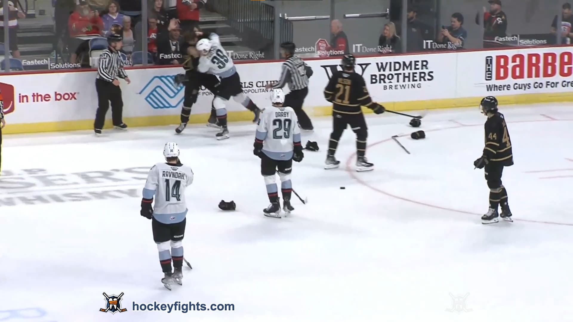 R. McQueen (BRN) vs. T. Yaremko (POR)