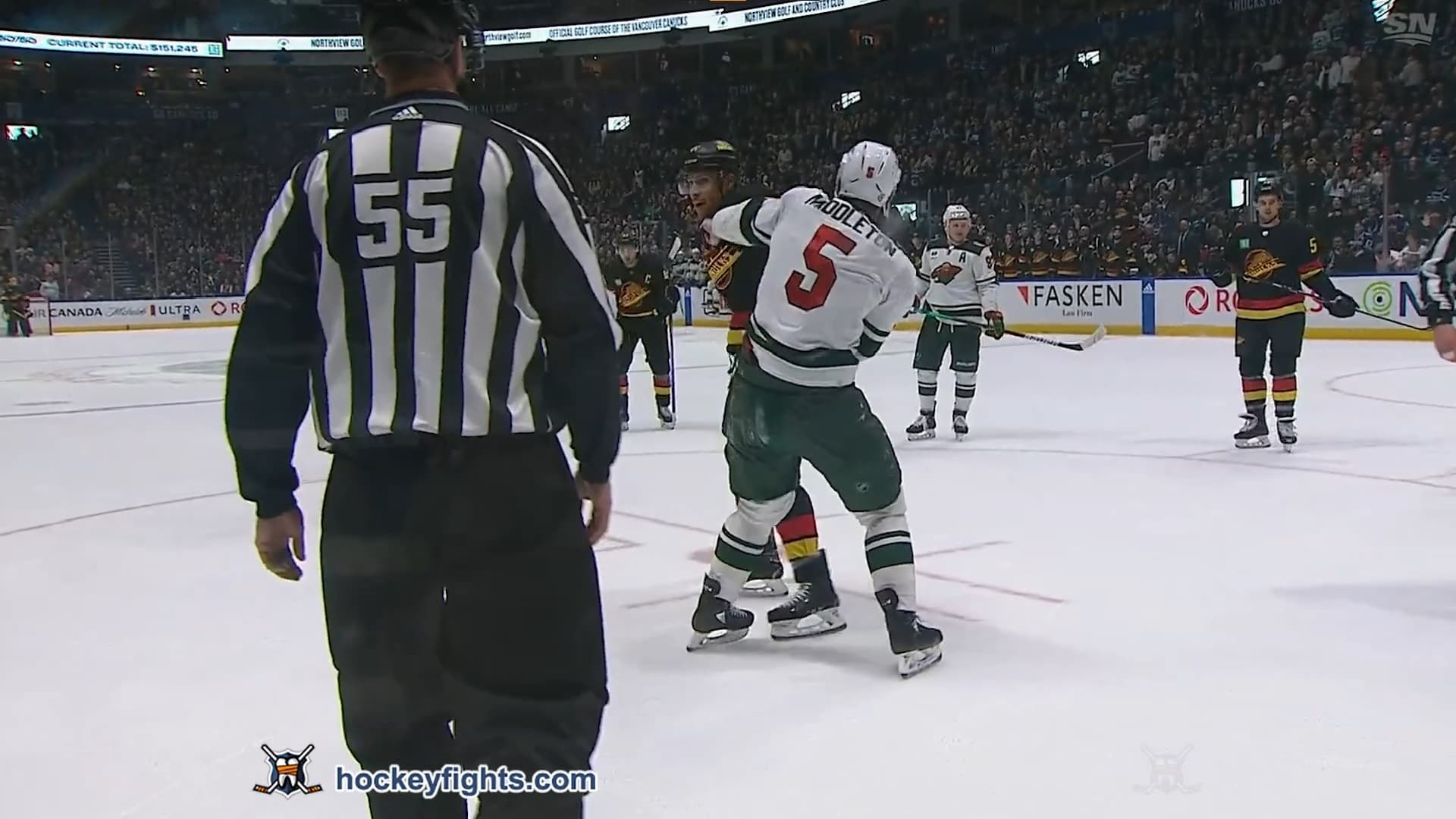 J. Middleton (MIN) vs. D. Joshua (VAN)