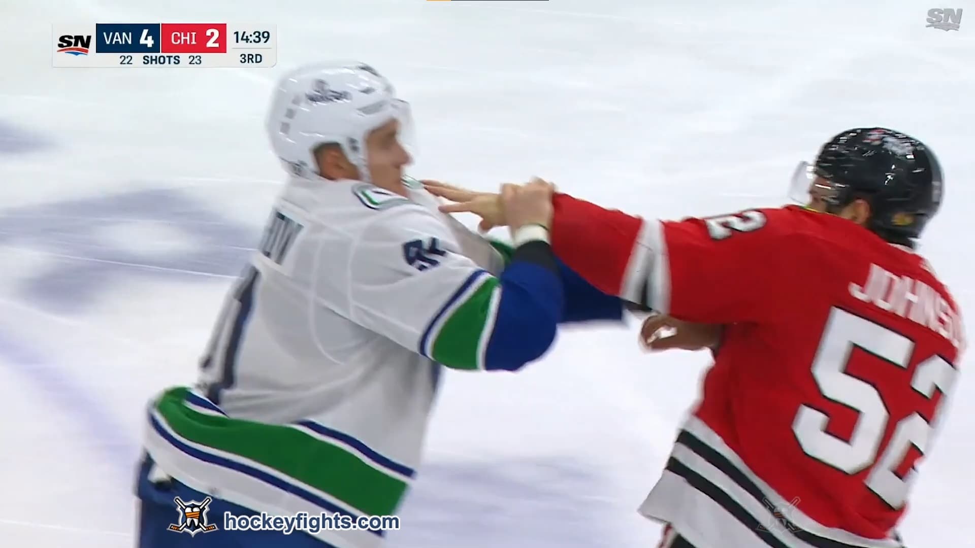 N. Zadorov (VAN) vs. R. Johnson (CHI)