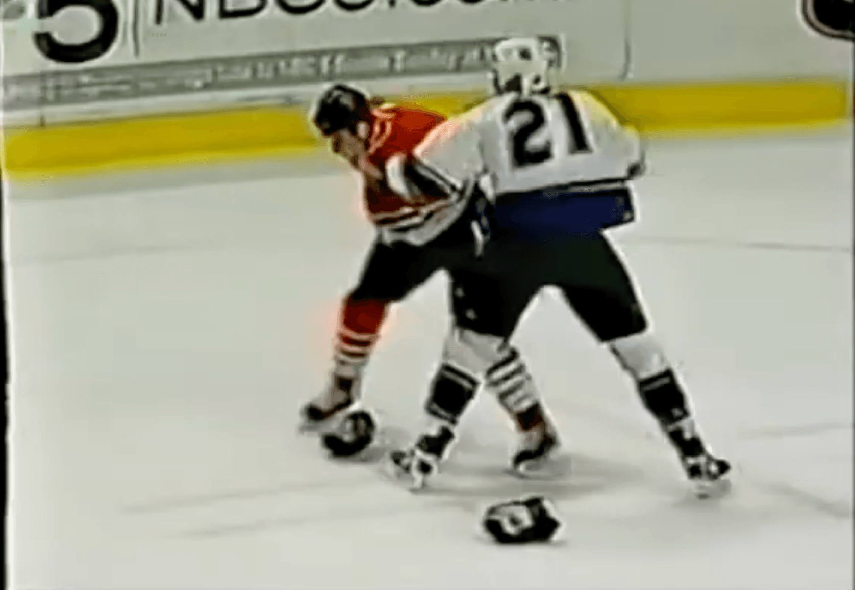 J. Tripp (LAK) vs. J. Aitken (CHI)