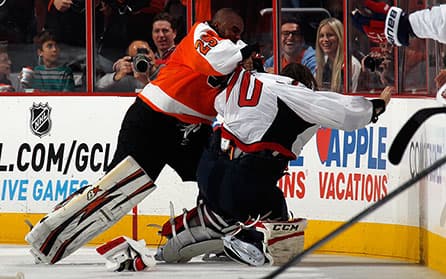 Ray Emery & Flyers Take Frustration Out on Caps