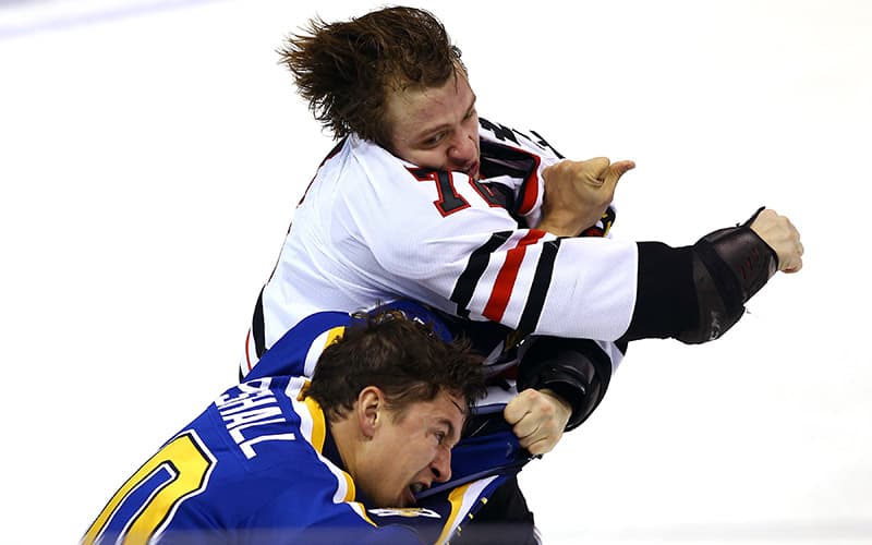 Artemi Panarin’s Gordie Lifts Blackhawks